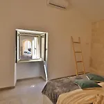 Dimora Storica Rebecca A * Otrante