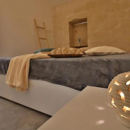 Dimora Storica Rebecca A Holiday home *